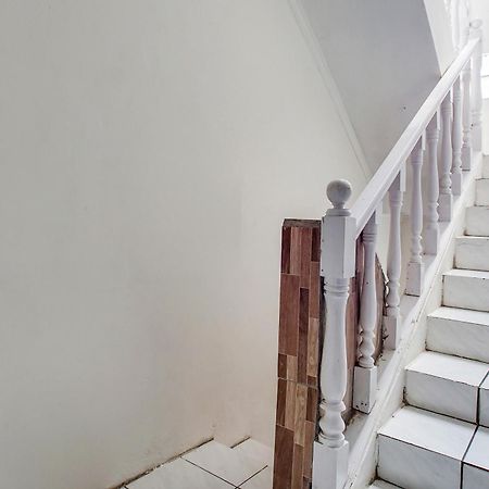 SPOT ON 91117 Sriwijaya Residence Syariah Bandung Bagian luar foto