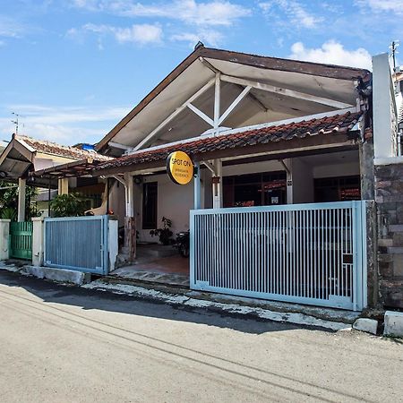 SPOT ON 91117 Sriwijaya Residence Syariah Bandung Bagian luar foto
