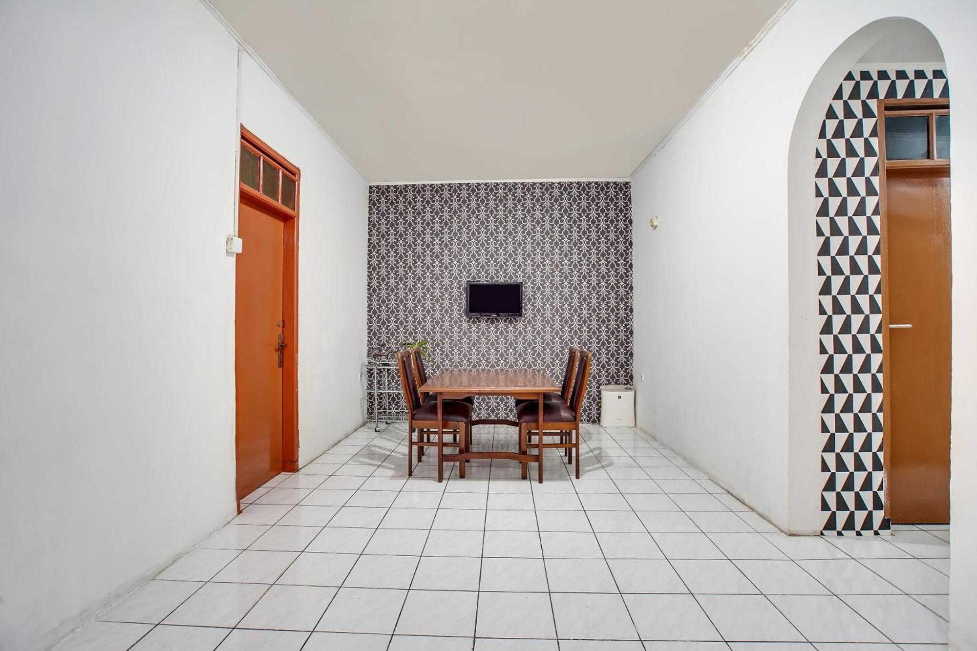 SPOT ON 91117 Sriwijaya Residence Syariah Bandung Bagian luar foto