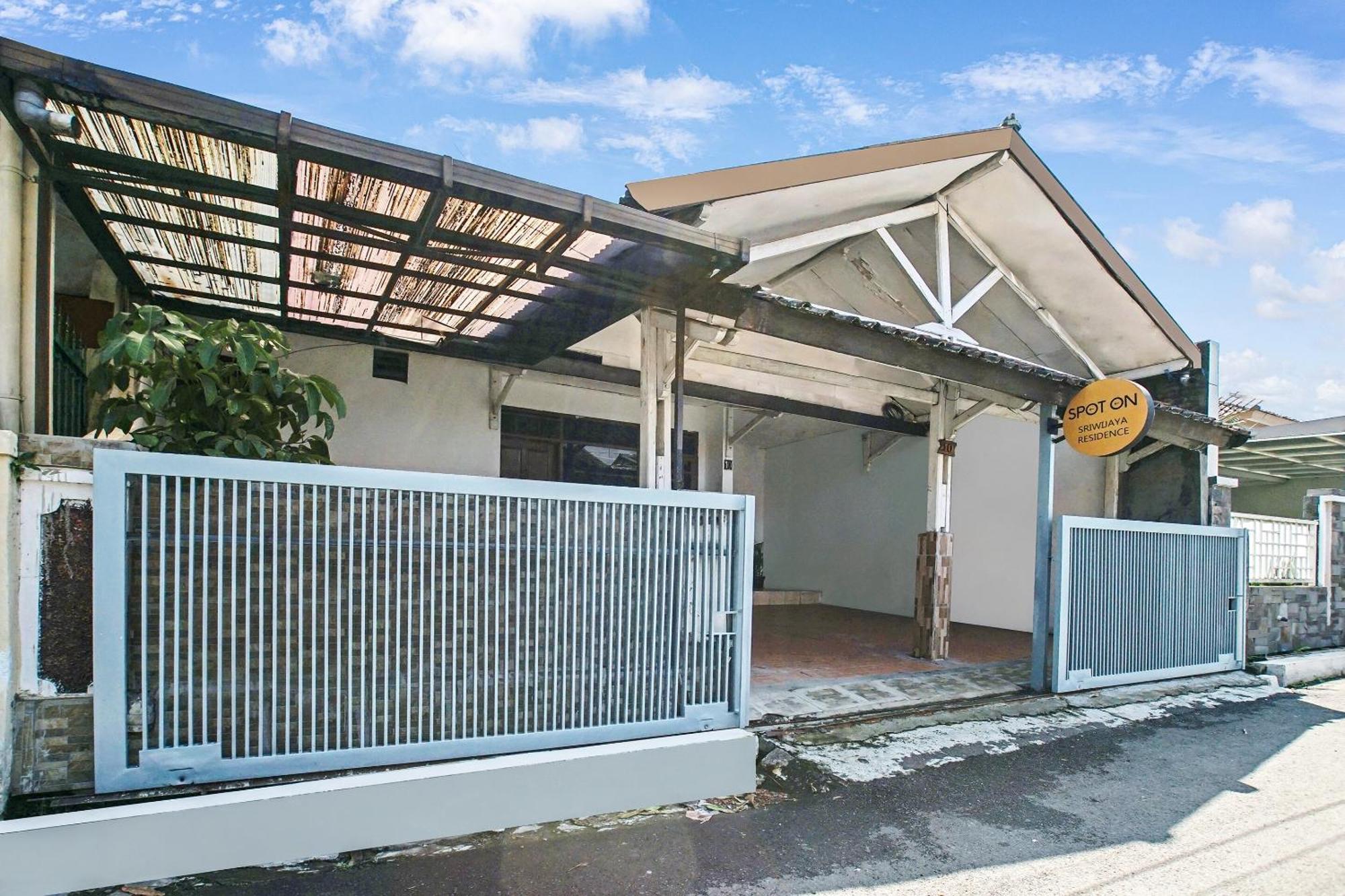 SPOT ON 91117 Sriwijaya Residence Syariah Bandung Bagian luar foto