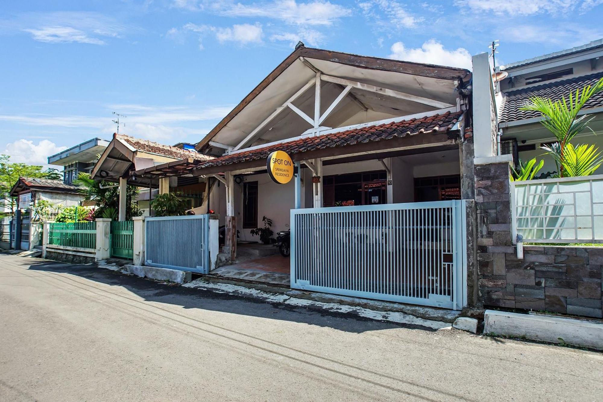 SPOT ON 91117 Sriwijaya Residence Syariah Bandung Bagian luar foto